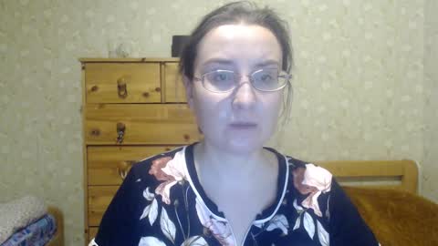 smart_rose online show from January 25, 2025, 11:00 pm