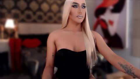 smasherqueen online show from February 8, 2026, 10:51 am