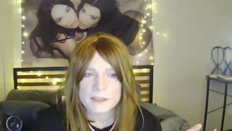 Snapshot of smashingsamantha chatting on October 8, 2025, 3:15 am SmashingSamantha online show from October 8, 2025, 3:15 am