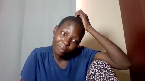 Snapshot of smilecuty chatting on February 18, 2025, 4:37 am Nancy Akinyi Otieno online show from February 18, 2025, 4:37 am