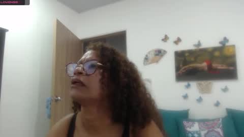 Snapshot of smilet_milf chatting on March 9, 2025, 11:58 am Smileth online show from March 9, 2025, 11:58 am