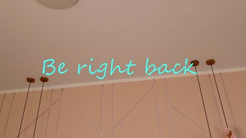 Mia online show from January 17, 2025, 8:13 am