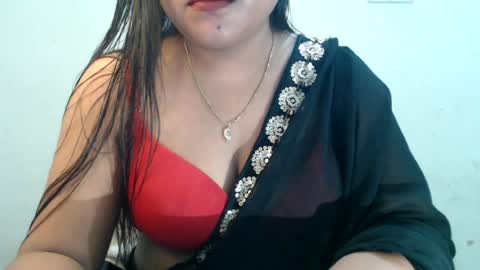Snapshot of smiley_queen99 chatting on July 20, 2026, 4:49 am smiley online show from July 20, 2026, 4:49 am
