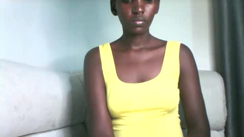 smileykesh online show from September 9, 2025, 7:02 pm