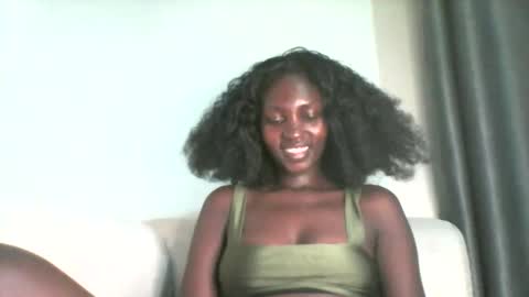 smileykesh online show from September 18, 2025, 6:10 pm