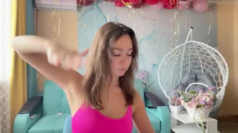 smiling_riddle online show from October 27, 2025, 10:19 am