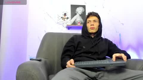 SMIT  online show from January 13, 2025, 5:01 am