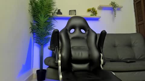 SMIT  online show from February 22, 2025, 11:35 pm