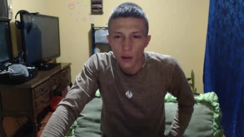 Snapshot of smith_lechosoxxx chatting on September 21, 2025, 6:04 am smith_lechosoxxx online show from September 21, 2025, 6:04 am