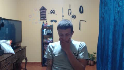 Snapshot of smith_lechosoxxx chatting on November 3, 2025, 2:13 am smith_lechosoxxx online show from November 3, 2025, 2:13 am