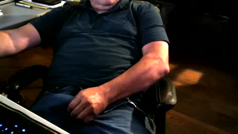 Snapshot of smly chatting on September 13, 2025, 12:32 am smly online show from September 13, 2025, 12:32 am