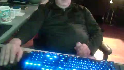 Snapshot of smly chatting on October 31, 2025, 12:17 pm smly online show from October 31, 2025, 12:17 pm