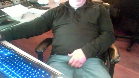 Snapshot of smly chatting on November 5, 2025, 10:54 pm smly online show from November 5, 2025, 10:54 pm