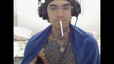 smoke_ink online show from April 30, 2026, 10:47 pm