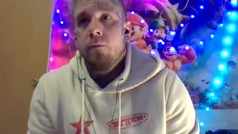 Snapshot of smokebluntafterblunt chatting on December 11, 2024, 6:31 pm smoke online show from December 11, 2024, 6:31 pm