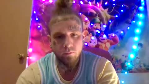 Snapshot of smokebluntafterblunt chatting on December 12, 2024, 12:59 am smoke online show from December 12, 2024, 12:59 am