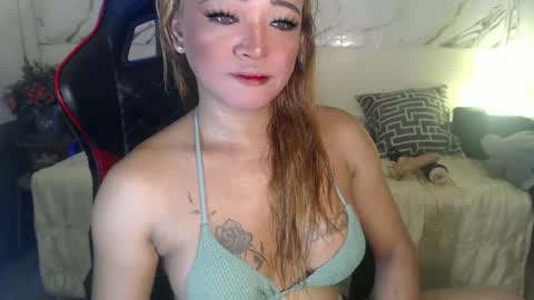 Snapshot of smokeprincess chatting on June 24, 2026, 10:53 pm Amanda online show from June 24, 2026, 10:53 pm