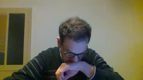 Snapshot of smokered100s chatting on November 1, 2025, 4:09 pm luca online show from November 1, 2025, 4:09 pm