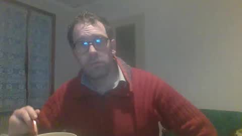 Snapshot of smokered100s chatting on February 7, 2026, 8:23 pm luca online show from February 7, 2026, 8:23 pm