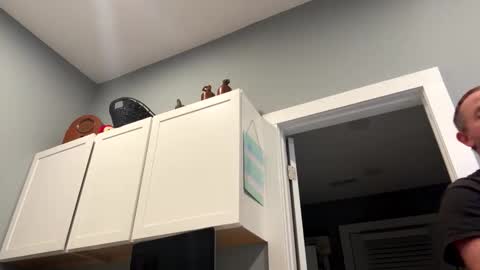 smokeymt420 online show from April 21, 2026, 6:09 am