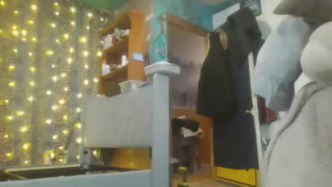 Smokie Cumbull online show from January 1, 2025, 5:11 am