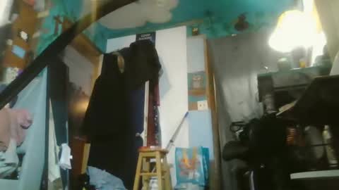 Smokie Cumbull online show from January 1, 2025, 8:13 am