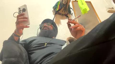 smokingorilla online show from January 11, 2026, 3:39 pm