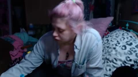 Snapshot of smokydian chatting on January 22, 2025, 2:26 am DIAN dee-ann online show from January 22, 2025, 2:26 am