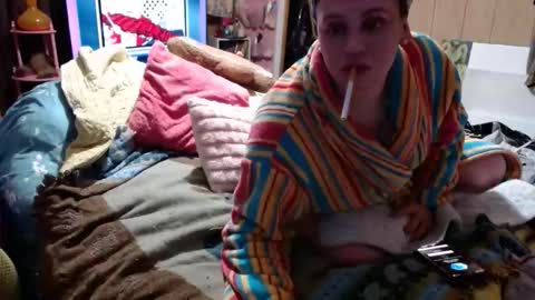 Snapshot of smokydian chatting on December 22, 2025, 6:49 pm DIAN dee-ann online show from December 22, 2025, 6:49 pm