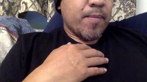 Snapshot of smoothstrik3r chatting on December 8, 2024, 3:24 pm smoothstrik3r online show from December 8, 2024, 3:24 pm