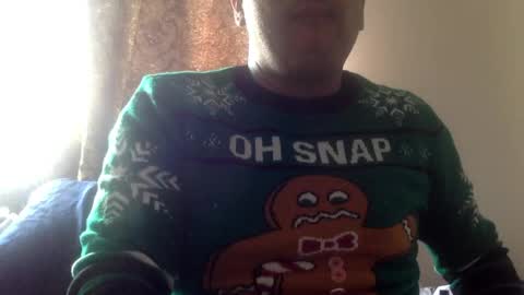Snapshot of smoothstrik3r chatting on December 24, 2024, 8:27 pm smoothstrik3r online show from December 24, 2024, 8:27 pm