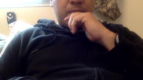 Snapshot of smoothstrik3r chatting on February 14, 2025, 4:31 pm smoothstrik3r online show from February 14, 2025, 4:31 pm