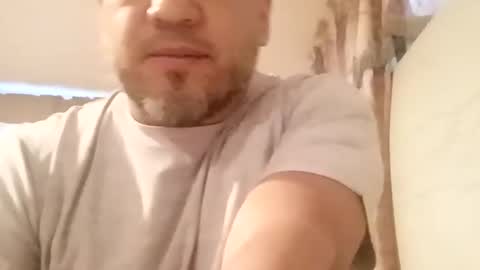 Snapshot of smoothstrik3r chatting on October 17, 2025, 1:57 pm smoothstrik3r online show from October 17, 2025, 1:57 pm