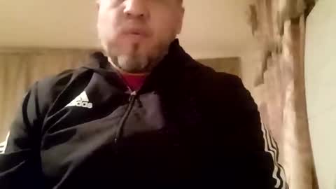 Snapshot of smoothstrik3r chatting on October 27, 2025, 1:04 pm smoothstrik3r online show from October 27, 2025, 1:04 pm