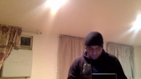 Snapshot of smoothstrik3r chatting on November 3, 2025, 1:45 pm smoothstrik3r online show from November 3, 2025, 1:45 pm