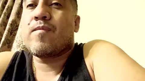 Snapshot of smoothstrik3r chatting on November 8, 2025, 6:02 am smoothstrik3r online show from November 8, 2025, 6:02 am