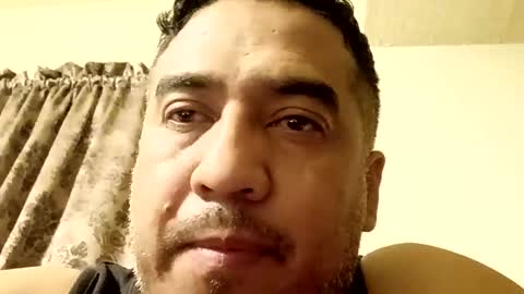 Snapshot of smoothstrik3r chatting on November 9, 2025, 6:44 am smoothstrik3r online show from November 9, 2025, 6:44 am