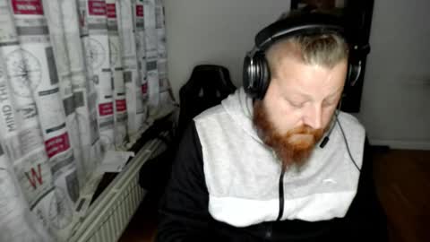 Snapshot of sneakapeak55 chatting on September 11, 2025, 6:19 pm Sneakapeak55 online show from September 11, 2025, 6:19 pm