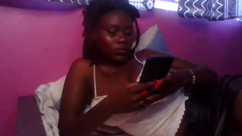 sneakylink001 online show from March 29, 2026, 9:09 am