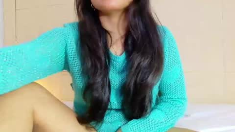 Snapshot of sneakyy_fantasy chatting on March 7, 2025, 3:51 am Hellen online show from March 7, 2025, 3:51 am