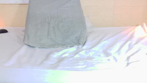 Snapshot of sneakyy_fantasy chatting on March 12, 2025, 7:35 am Hellen online show from March 12, 2025, 7:35 am