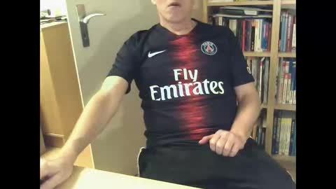 sneaxfreund online show from March 1, 2026, 2:46 am