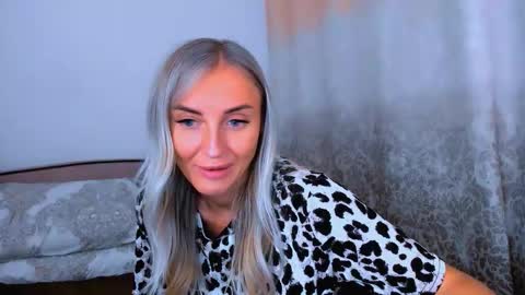 Sneja online show from December 2, 2025, 6:58 pm