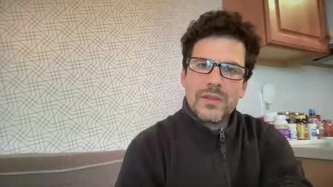 Snapshot of snfrisco76 chatting on February 17, 2026, 12:40 am snfrisco76 online show from February 17, 2026, 12:40 am