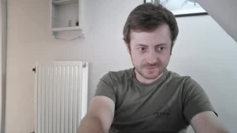 snoecks online show from May 9, 2026, 1:16 pm