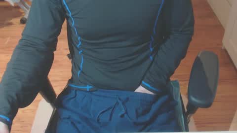 Snapshot of snooze85 chatting on December 23, 2024, 4:44 am Cbt-Slave online show from December 23, 2024, 4:44 am