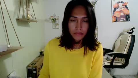 snow_2000 online show from March 25, 2026, 2:28 am