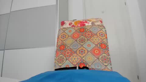 Snapshot of snow_flakee chatting on March 7, 2025, 8:02 am Maria online show from March 7, 2025, 8:02 am