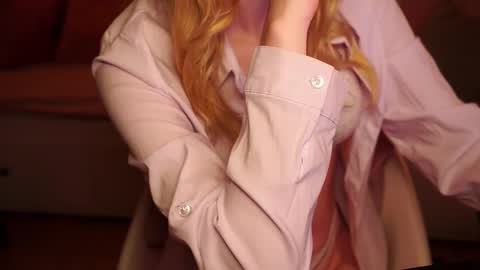 Snapshot of snowbarbieee chatting on October 2, 2025, 8:32 am Hanna online show from October 2, 2025, 8:32 am