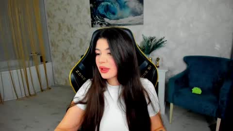 snowingwinter online show from April 18, 2026, 11:14 am